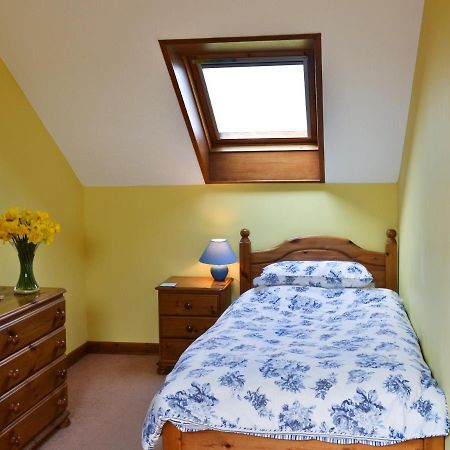 Owl Barn Villa Burmarsh Room photo