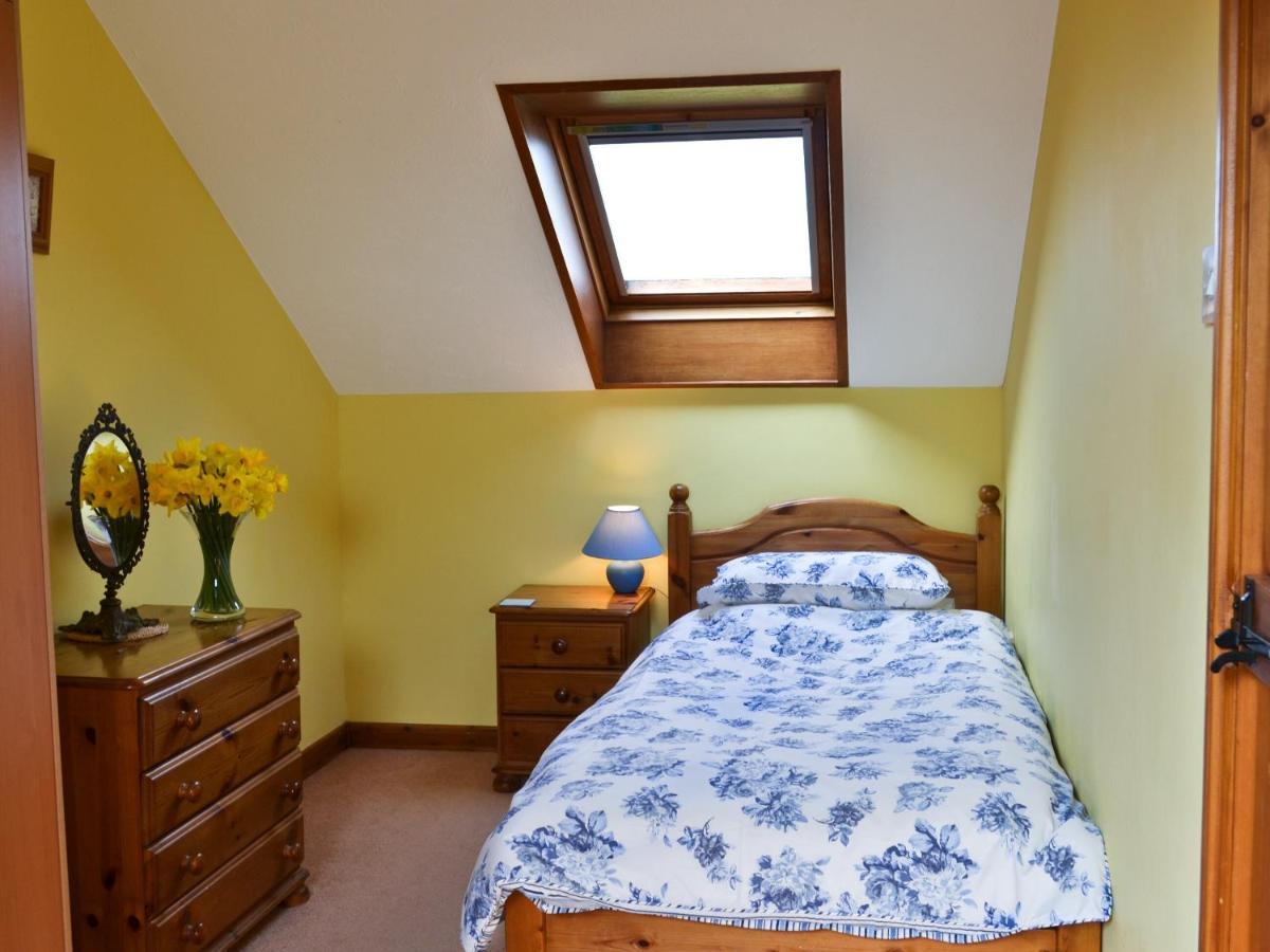 Owl Barn Villa Burmarsh Room photo